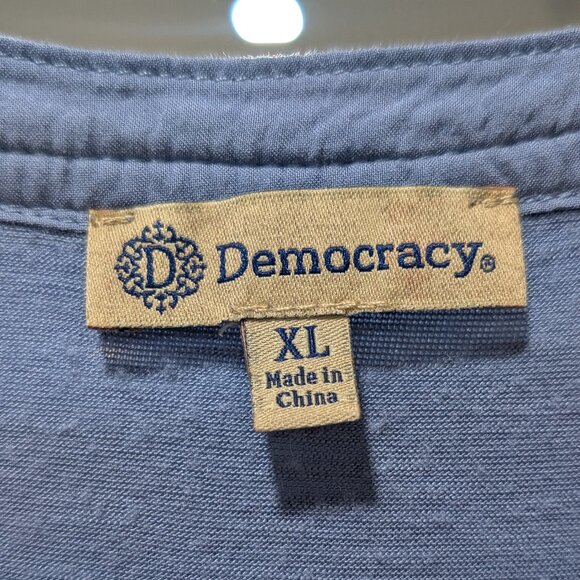 Democracy Blue Bracelet Sleeve Top - Picture 3 of 5